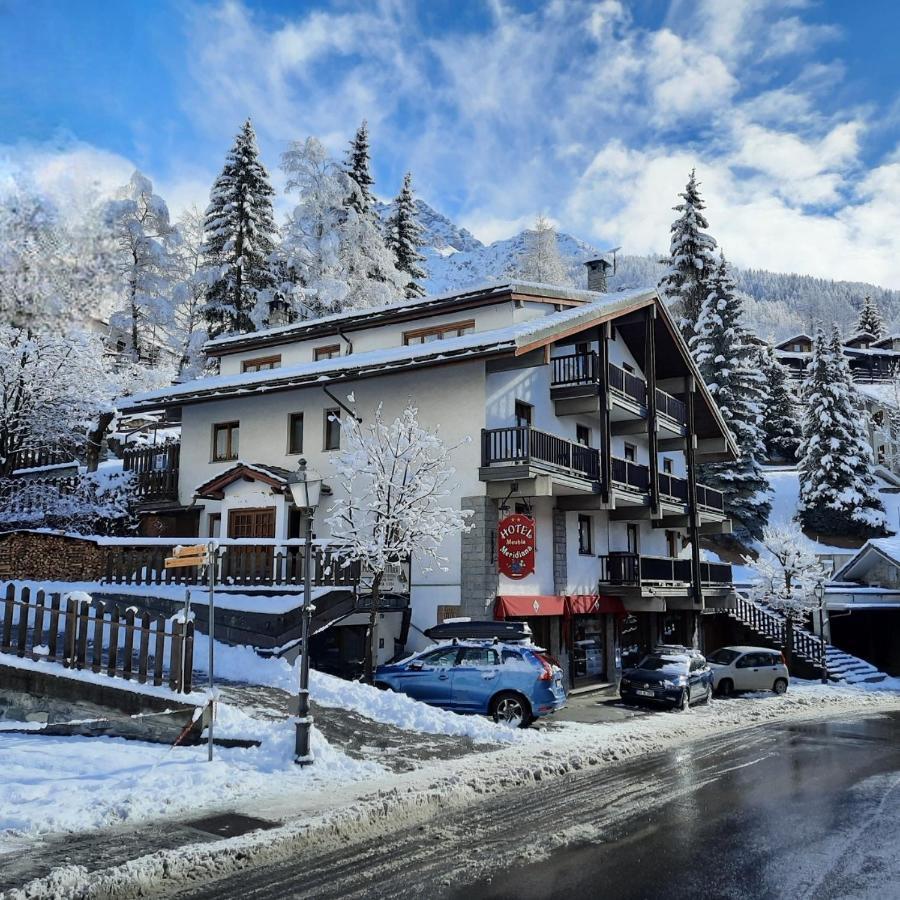 Hotel Meuble Meridiana Valtournenche Exterior foto